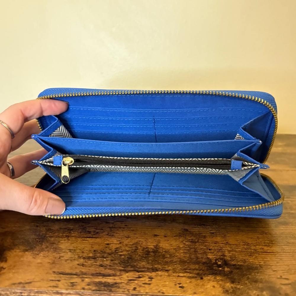 Blue and Black Checkered Wallet NWOT - Picture 4 of 7
